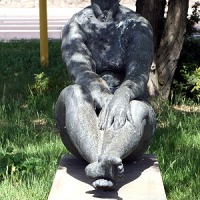 dem2014_18_statue.jpg