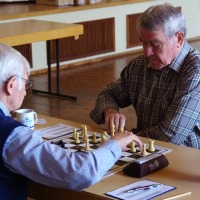 Am Spitzenbrett in Runde 6: E. Krüger - W. Rosen