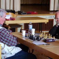 Remis an Brett 1: W. Rosen (S) - H.D. Gierse (W)