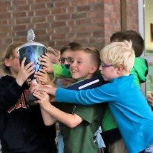 Stadtmeister Schule am Lönsberg mit Pokal