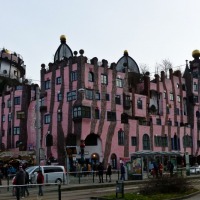 hundertwasserhaus.jpg